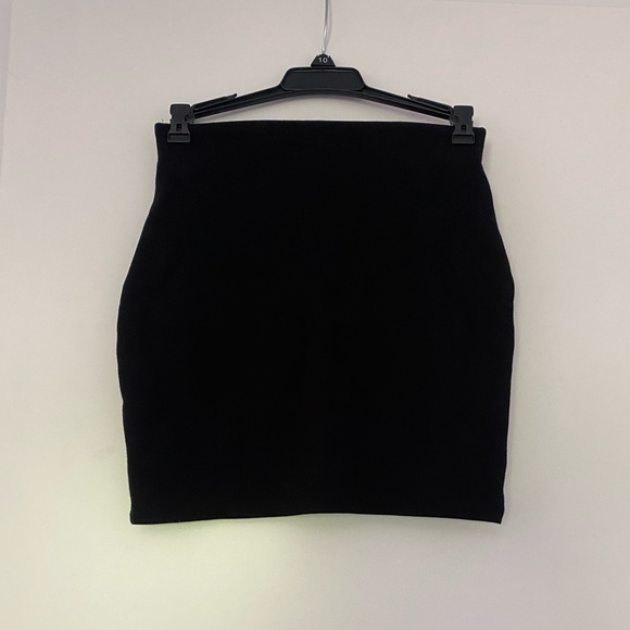 Black Stretchy Sunday Best Skirt - Picture 2 of 3